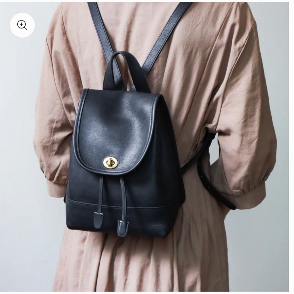 Coach Black Leather Backpack Y2K 90s